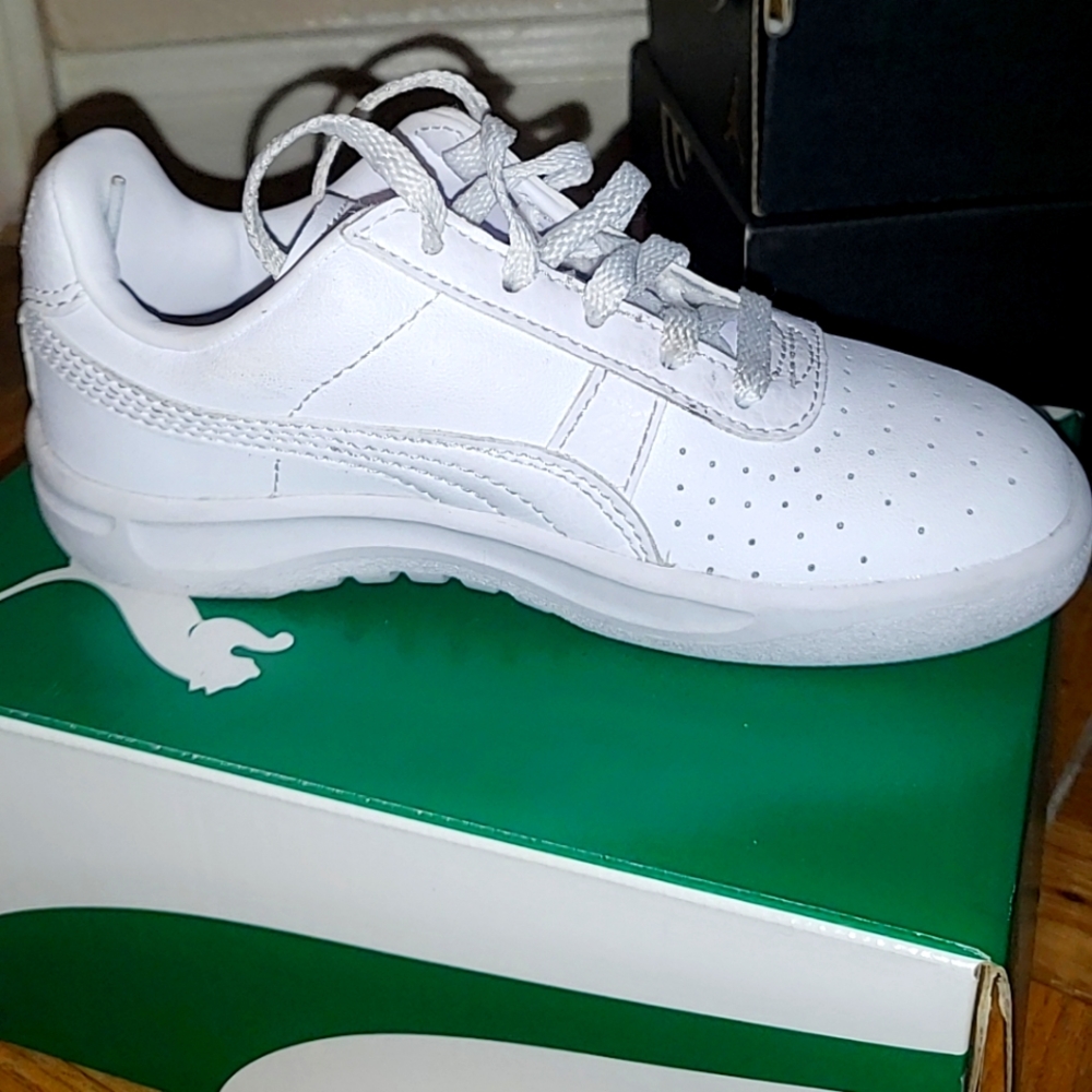 Puma shoes